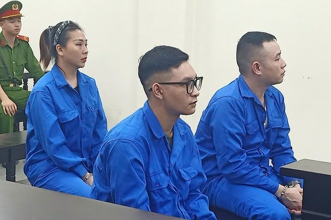 Mua bán trái phép ma túy, giấu 2 khẩu súng trong nhà... phòng thân