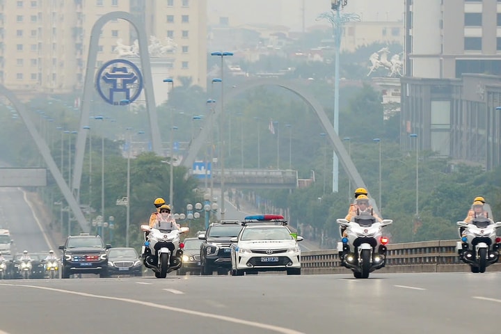 Phân luồng giao thông phục vụ đoàn khách quốc tế sang thăm và làm việc
