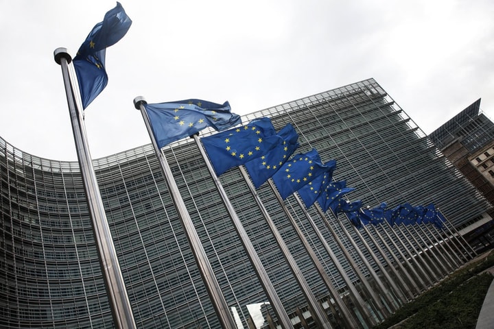 EU tìm cách đảm bảo an ninh cho Ukraine, chuẩn bị gói trừng phạt thứ 17 đối với Nga