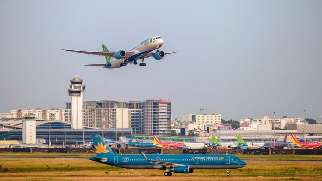 Không để xảy ra “điểm nóng” tại cảng hàng không trong dịp lễ 30-4, 1-5 và cao điểm hè