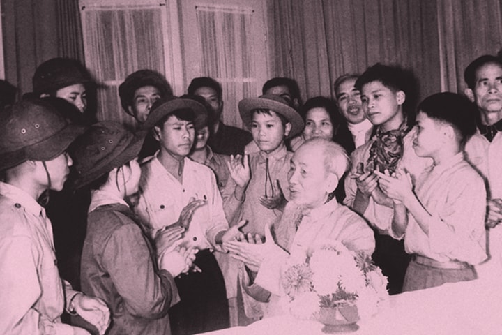 Nhớ Bác trong ngày vui đại thắng