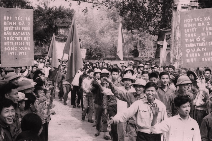 “Tất cả cho tiền tuyến, tất cả để chiến thắng”
