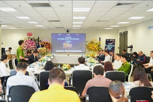 Phát động giải thưởng Chuyển đổi số Việt Nam lần thứ 8
