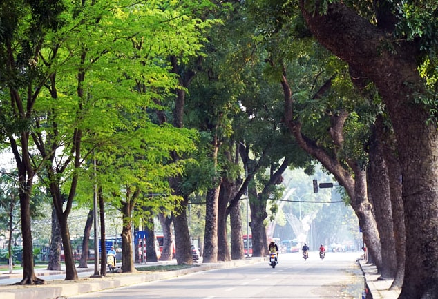 Bắc Bộ nắng nóng, độ ẩm không khí ở mức thấp