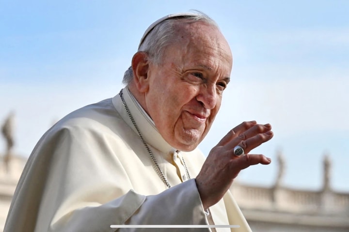 Chủ tịch nước gửi điện chia buồn Giáo hoàng Francis qua đời