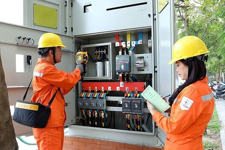 Xây dựng các kịch bản cấp điện trong mùa nắng nóng