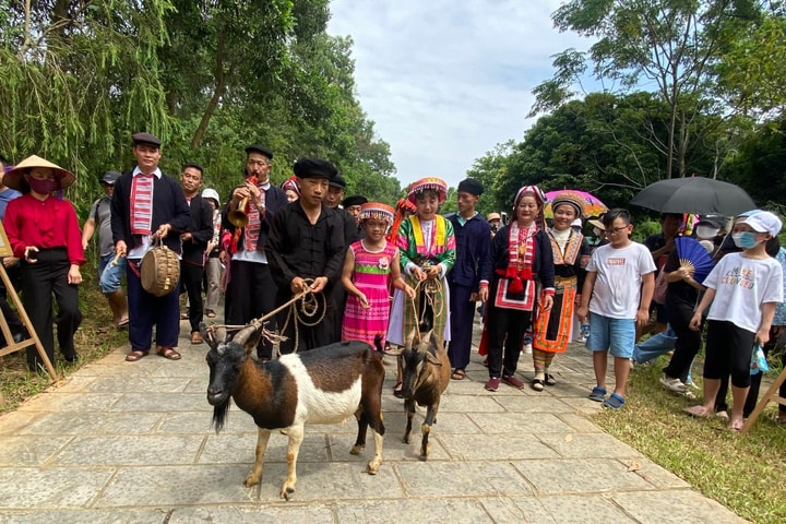 Nhiều hoạt động vui chơi tại Làng Văn hoá, du lịch các dân tộc Việt Nam vào dịp nghỉ lễ 30-4
