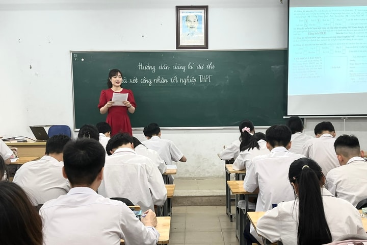 Đăng ký thi tốt nghiệp THPT năm 2025: Tăng hỗ trợ, giúp thí sinh giảm sai sót