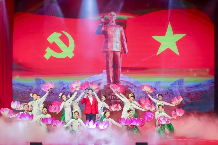 “Sáng mãi tên Người – Hồ Chí Minh” – chương trình nghệ thuật kỷ niệm 135 năm Ngày sinh của Bác