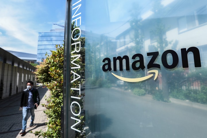 Nhật Bản phạt Amazon vì không xử lý hàng giả