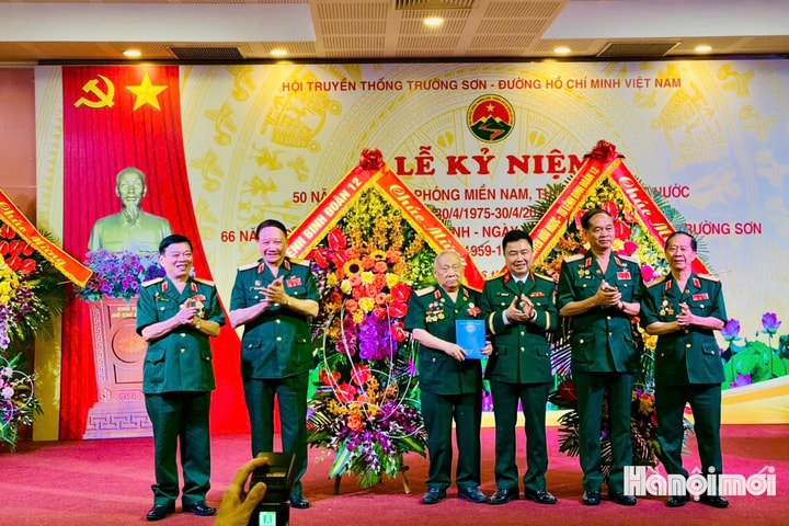 Bộ đội Trường Sơn “biến không thành có, biến khó thành dễ”