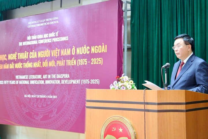 Văn học, nghệ thuật của người Việt Nam ở nước ngoài: Nửa thế kỷ luôn hướng về quê hương