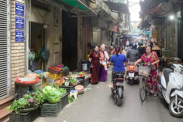 Vi phạm trật tự đô thị tại phường Phúc Xá, quận Ba Đình: Cần xử lý quyết liệt hơn