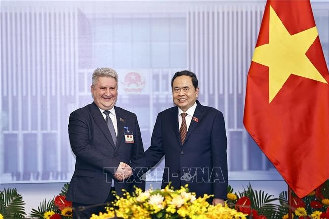 Chủ tịch Quốc hội Trần Thanh Mẫn tiếp Phó Chủ tịch Hạ viện Cộng hòa Belarus