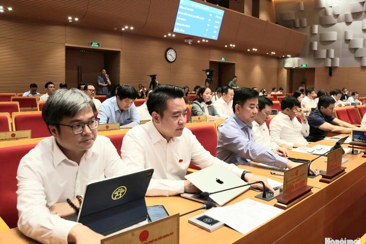Hà Nội chi hỗ trợ đặc thù để nâng cao chất lượng phục vụ hành chính công
