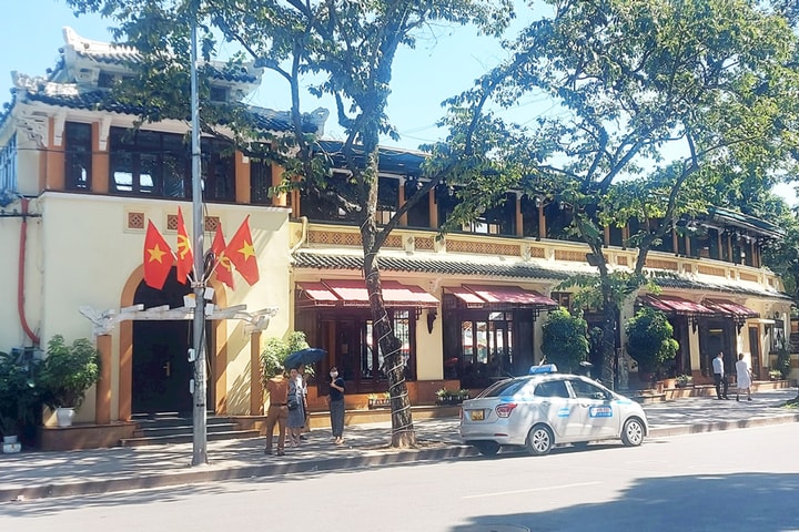 Bắc Bộ ngày nắng oi, chiều tối có mưa dông rải rác