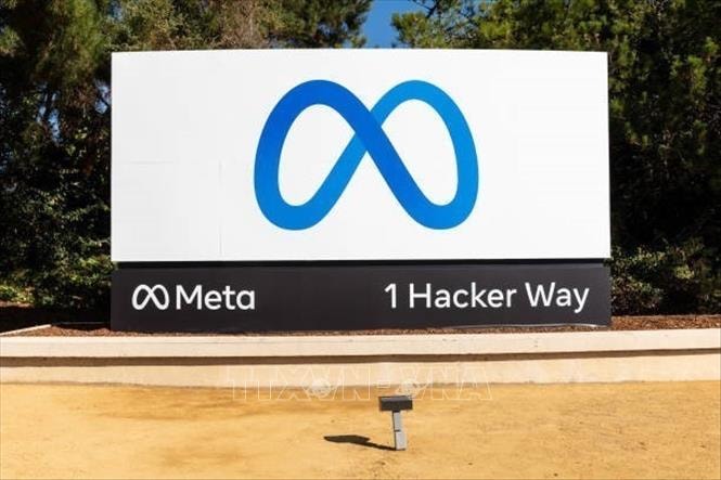 Trên 2.000 nhân viên kiểm duyệt nội dung cho Meta mất việc