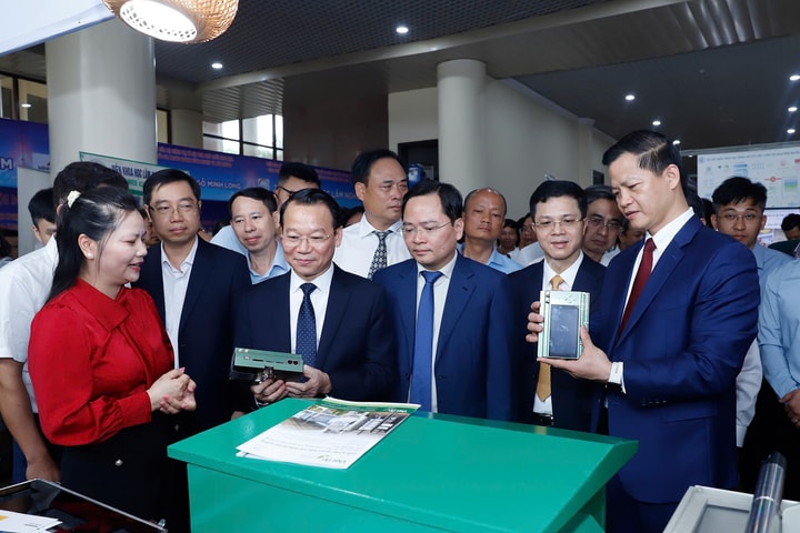 Khoa học, công nghệ - “chìa khóa” phát triển bền vững nông nghiệp và môi trường