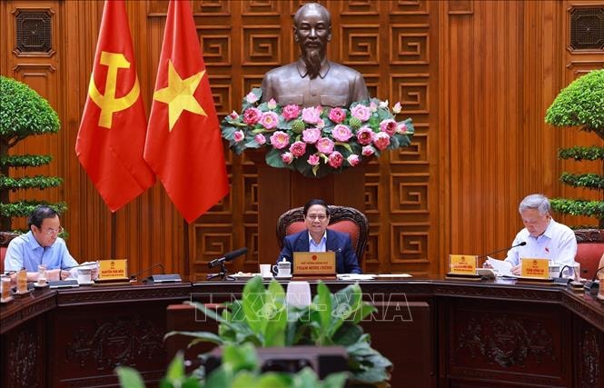 Thủ tướng Phạm Minh Chính: Trung tâm tài chính quốc tế tại Việt Nam phải có lối đi riêng, chính sách đột phá, vượt trội