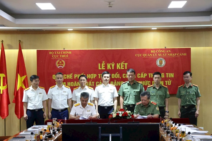 Phối hợp trao đổi, cung cấp thông tin tạm hoãn xuất cảnh bằng điện tử