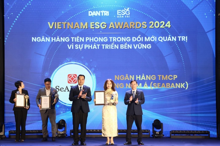 SeABank được vinh danh “Ngân hàng tiên phong trong đổi mới quản trị vì sự phát triển bền vững” tại Vietnam ESG Awards