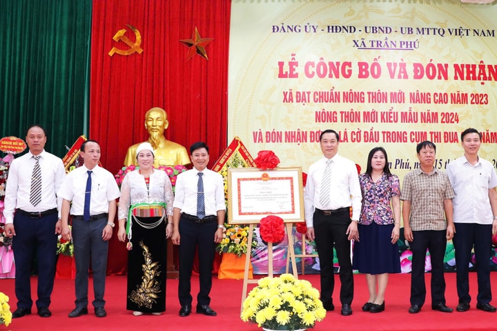 Xã Trần Phú (huyện Chương Mỹ) đón Bằng nông thôn mới kiểu mẫu