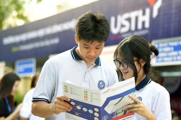 Học ngành vi mạch bán dẫn cần đạt điểm 8 môn toán, vì sao?