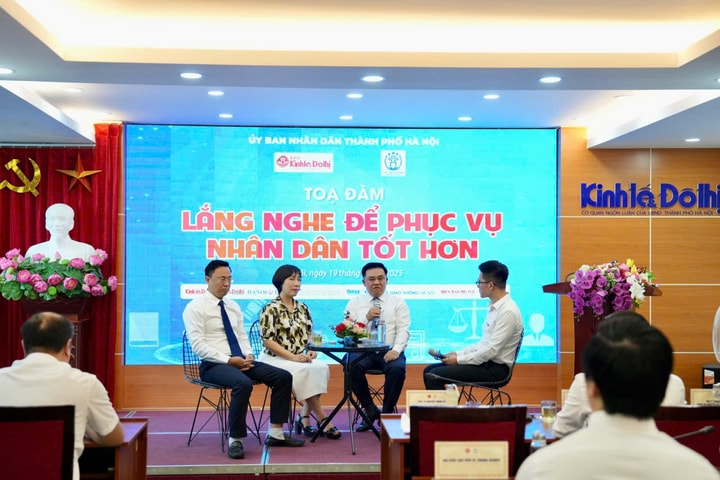 Lắng nghe để phục vụ thủ tục hành chính cho nhân dân tốt hơn