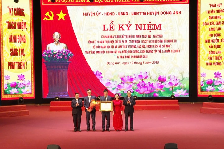 Đông Anh khen thưởng 164 tập thể, cá nhân tiêu biểu trong “Học tập và làm theo tư tưởng, đạo đức, phong cách Hồ Chí Minh”