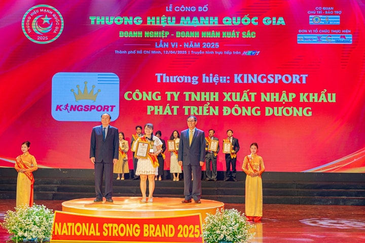 Kiên định với sứ mệnh cộng đồng, Kingsport khẳng định vị thế “anh cả” ngành hàng tại Top 10 thương hiệu mạnh quốc gia 2025
