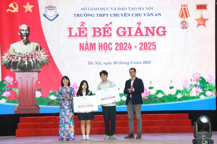 Học sinh Trường THPT chuyên Chu Văn An khẳng định thành tích toàn diện
