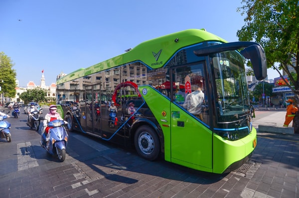 100% xe buýt thành phố Hồ Chí Minh sẽ dùng năng lượng sạch từ năm 2030