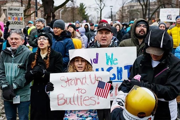 Cuộc chiến pháp lý giữa Đại học Harvard và chính quyền Mỹ: Tác động sâu rộng đến giáo dục