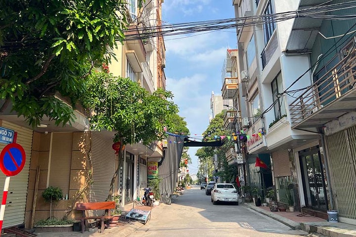 Nhiều năm sinh sống ổn định vẫn chưa được... tạm trú