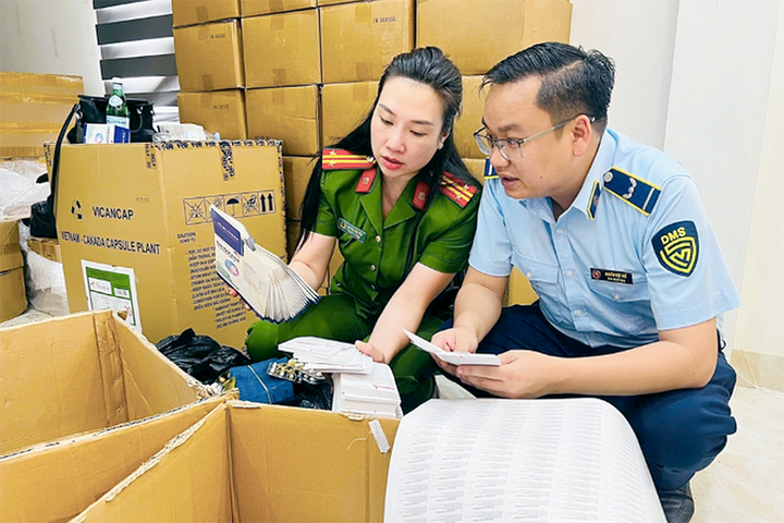 Không khoan nhượng với nạn buôn lậu, hàng giả