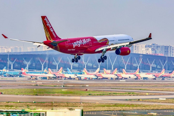 Cơ hội săn vé bay Vietjet giảm 66%, sẵn sàng hòa mình cùng không khí đại nhạc hội K-star Spark