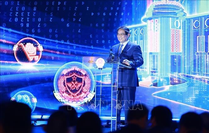 Thủ tướng Phạm Minh Chính: Tạo kết nối thuận lợi hơn giữa ngân hàng với người dân, doanh nghiệp, Nhà nước