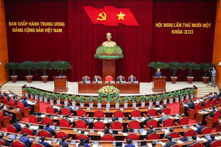 Số lượng ủy viên ban thường vụ cấp ủy mỗi cấp không quá một phần ba tổng số cấp ủy viên