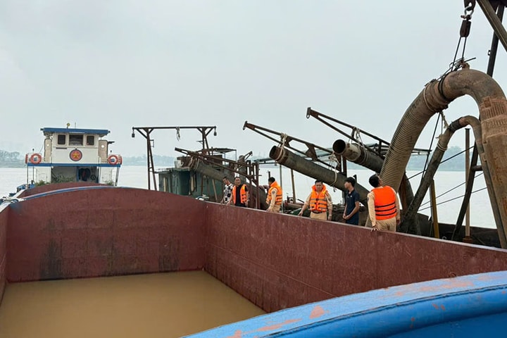 Siết chặt quản lý khai thác khoáng sản trước mùa mưa bão