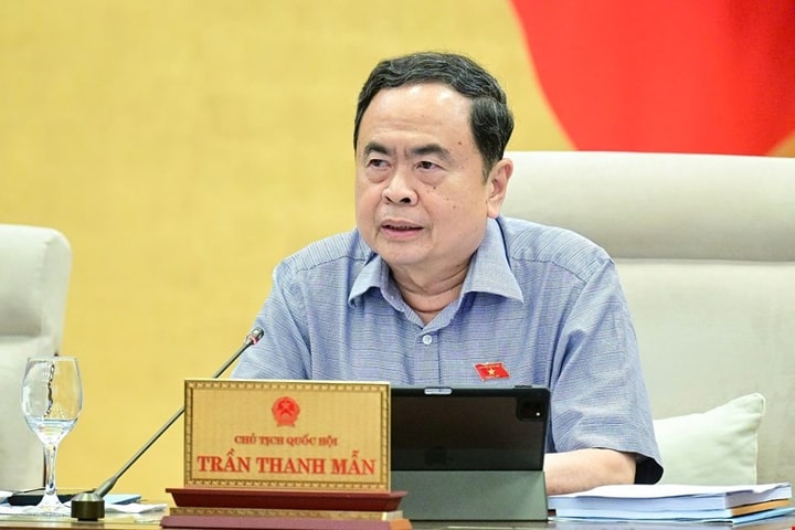 Chủ tịch Quốc hội: Phải đặc biệt chú ý nhân sự Chủ tịch UBND xã khi sắp xếp