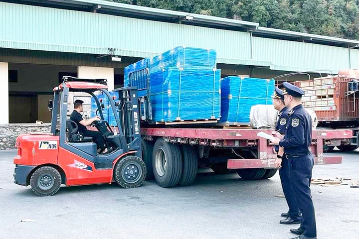 Ngành Hải quan kiểm soát ma túy từ biên giới
