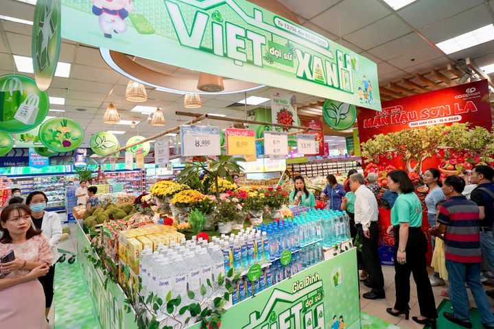 Khởi động chiến dịch "Tiêu dùng Xanh" năm 2025