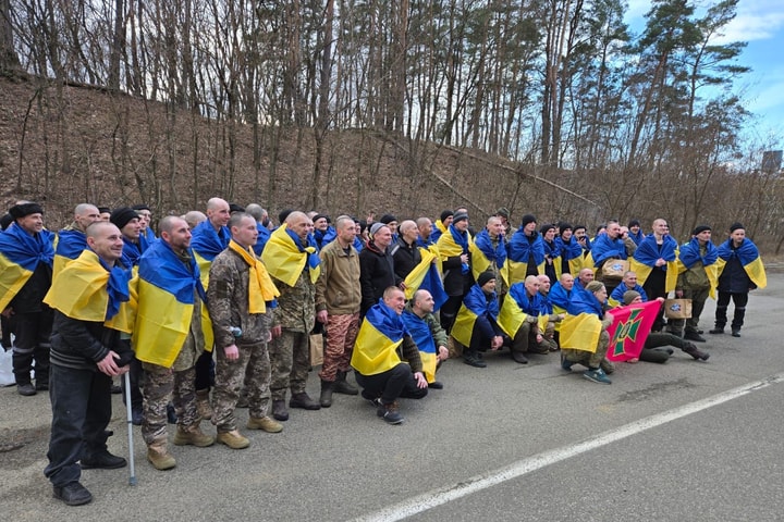 Ukraine lên tiếng trước cáo buộc của Nga về việc hoãn vô thời hạn trao trả tù binh