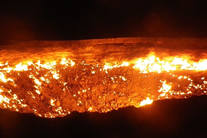 Turkmenistan dập tắt ngọn lửa "địa ngục" sau hơn 50 năm cháy không ngừng