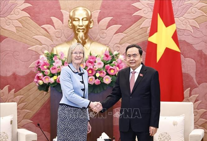 Chủ tịch Quốc hội Trần Thanh Mẫn tiếp Đại sứ Australia nhân dịp bắt đầu nhiệm kỳ