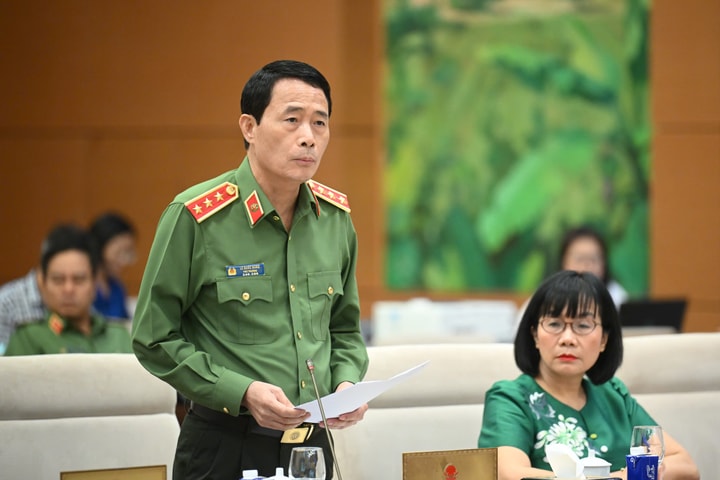 Ủy ban Thường vụ Quốc hội thống nhất bỏ hình phạt tử hình với 8 tội danh