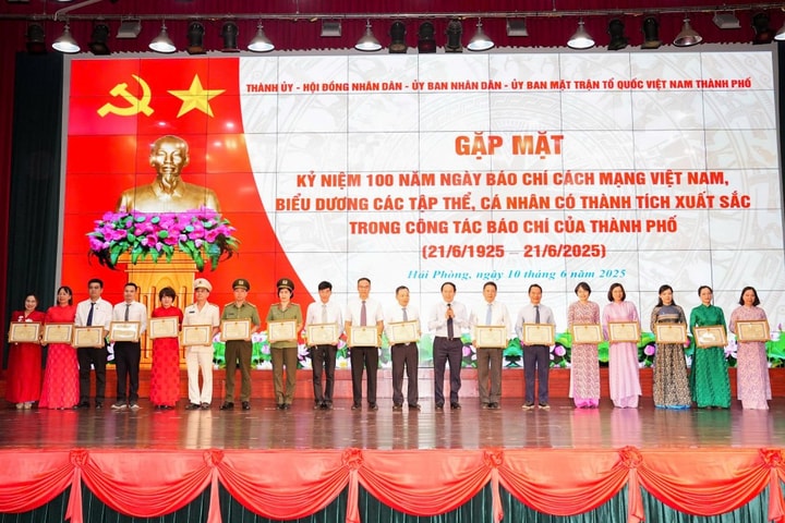 Hải Phòng: Biểu dương 44 tập thể, cá nhân xuất sắc trong công tác báo chí