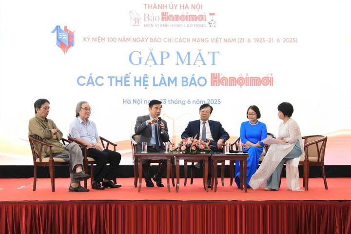 Gặp mặt các thế hệ làm báo Hànộimới kỷ niệm 100 năm Ngày Báo chí cách mạng Việt Nam