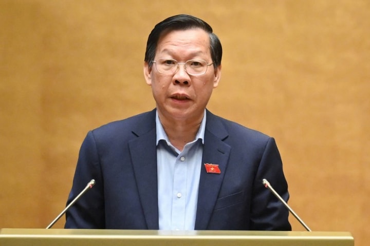 Quốc hội "Chốt" thu thuế tiêu thụ đặc biệt với nước giải khát có đường, xăng
