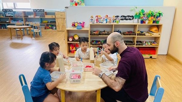 Đề xuất tiếng Anh là ngôn ngữ thứ hai trong cơ sở giáo dục mầm non